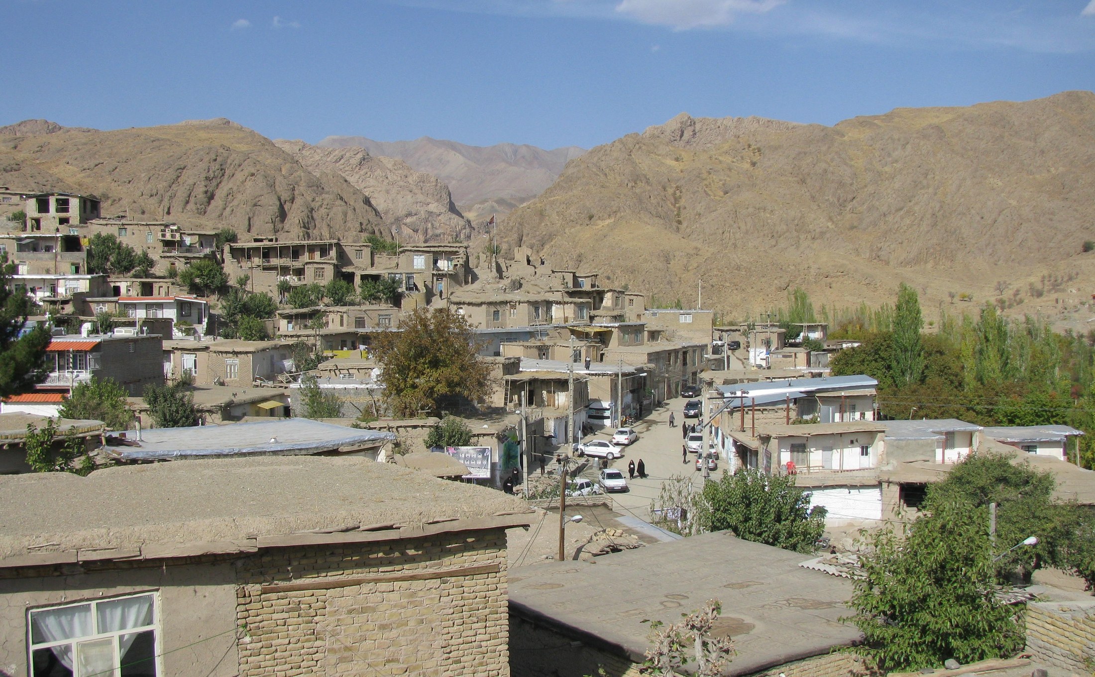 نمای جنوبی رودمعجن